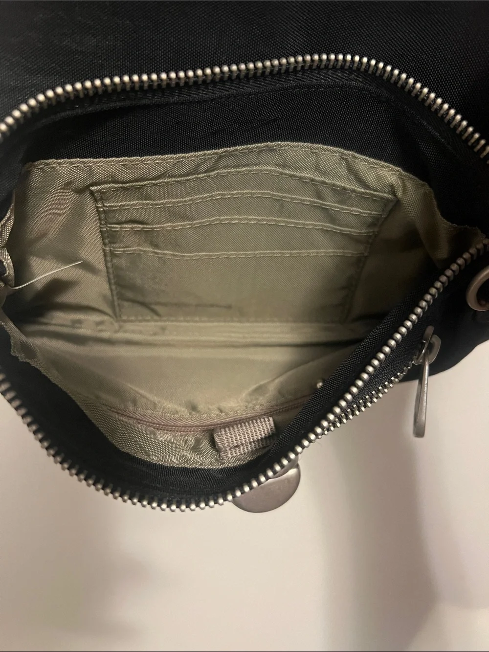 Baggallini Black Shoulder Bag with Silver Turn-Lock - Picture 8 of 10